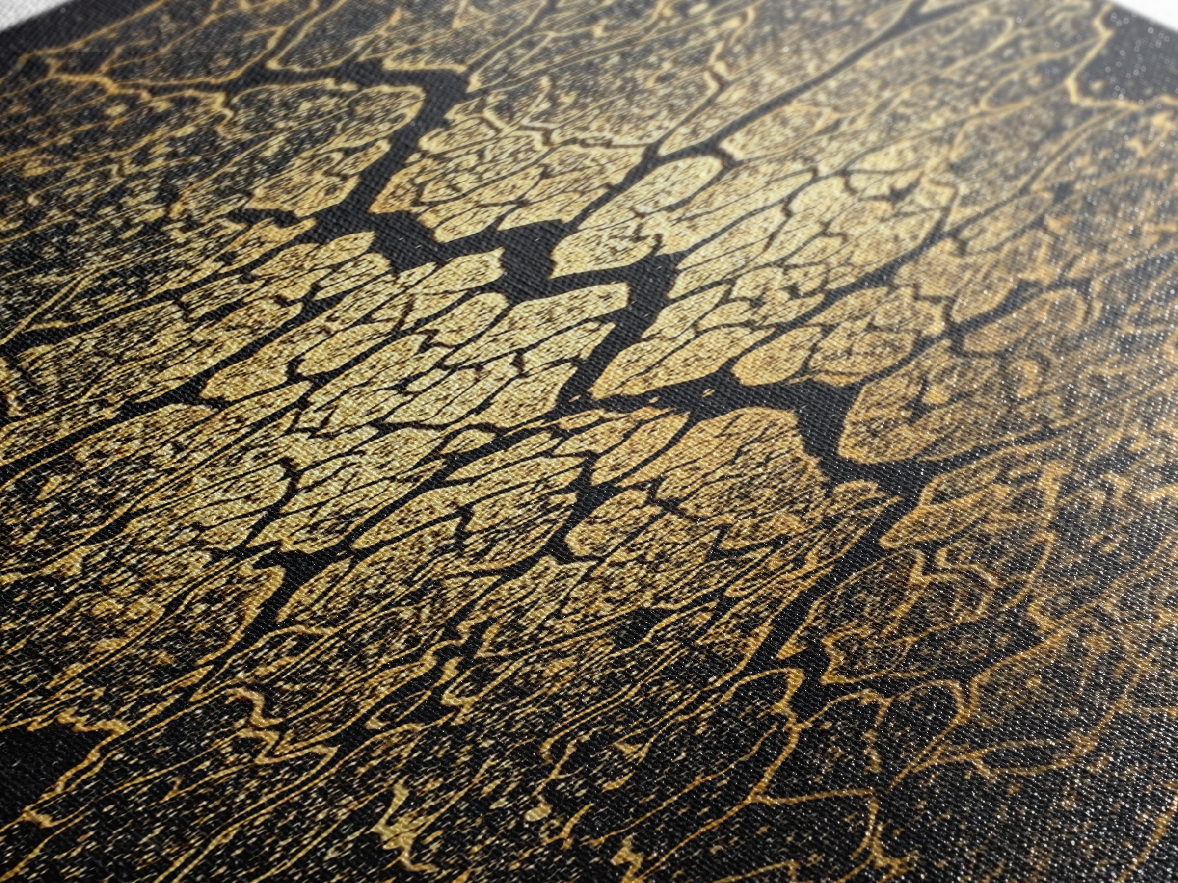 Gold Cracked Leaf Pattern Framed Canvas Print, Abstract African Wall Art, Black Gold Texture, Luxury Modern Home Decor Gift