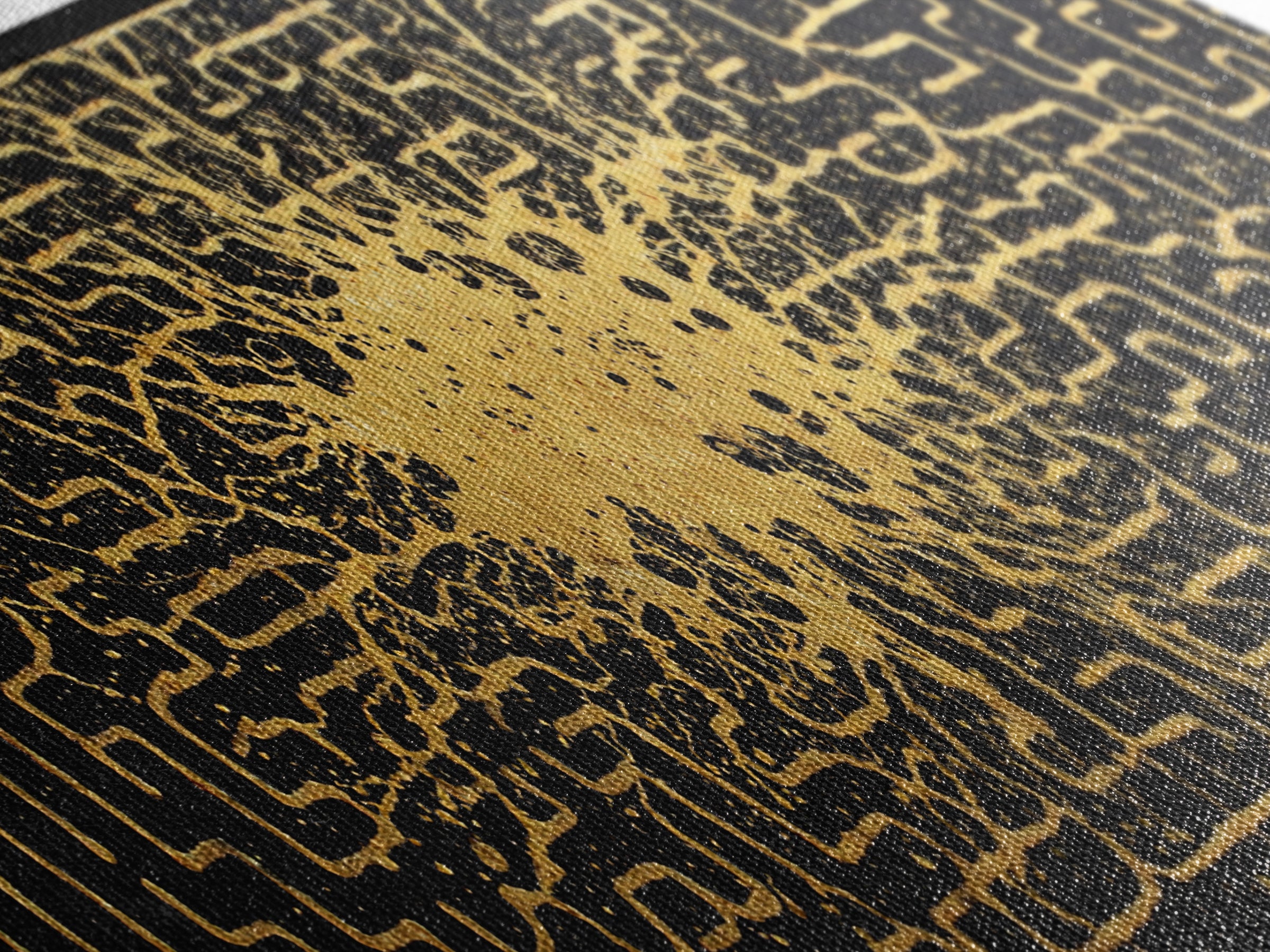Intricate Labyrinth Pattern Artwork, Mythological Maze Wall Decor, Gold Canvas Print, Real Wood Frame